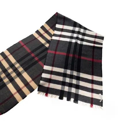 BURBERRY BUFANDA 