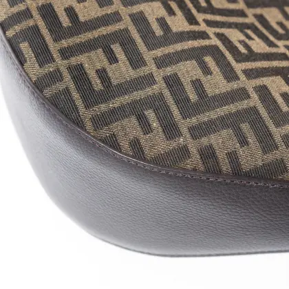 FENDI BANDOLERA ZUCCA 