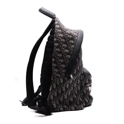 DIOR BACKpACK